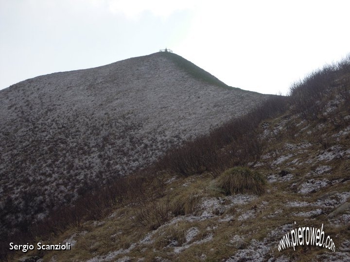 24 ECCOLA LA CIMA.jpg